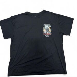 ✨ Vintage Los Angeles
Premium black graphic tee with skull and car design✨